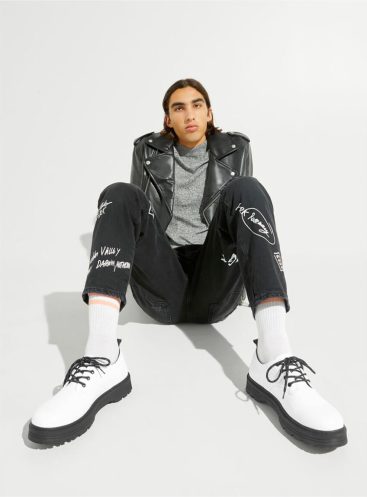 Men’s smart white shoes